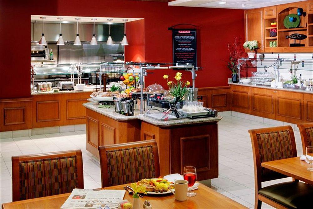 Hilton Garden Inn Seattle/Issaquah Restaurant bilde